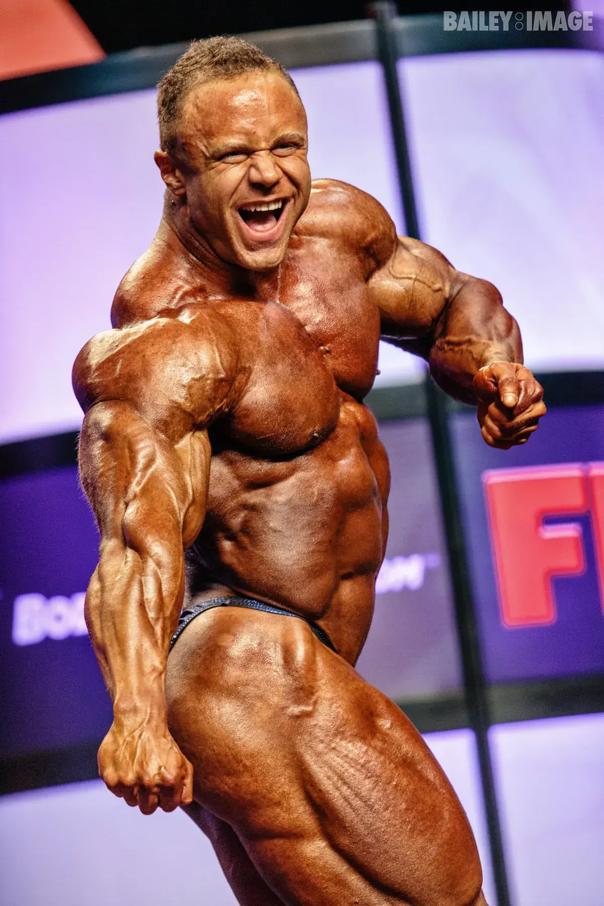 mr_olympia_212_20-09-14_0010
