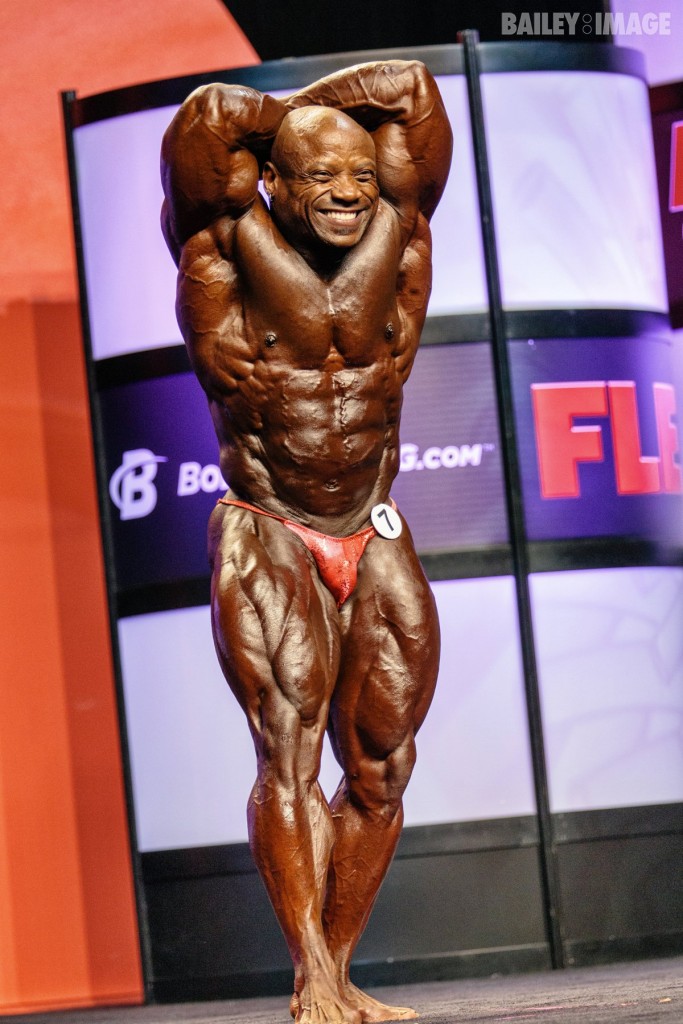 mr_olympia_212_20-09-14_0017