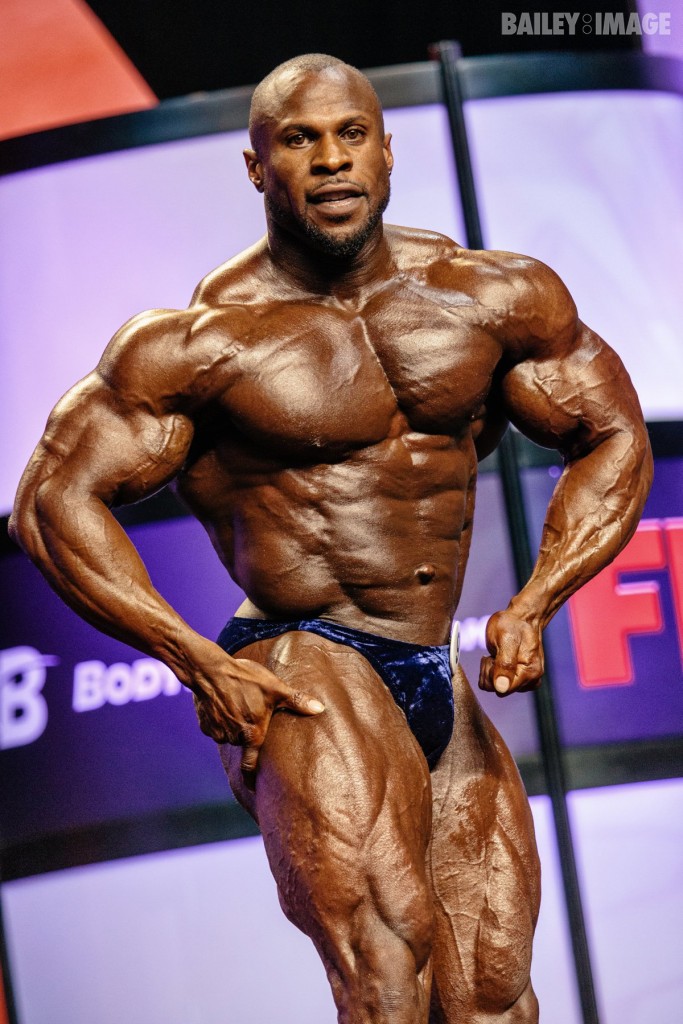 mr_olympia_212_20-09-14_0025