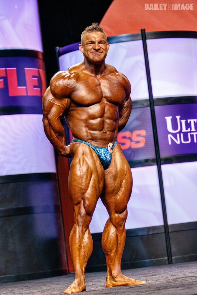 mr_olympia_212_20-09-14_0055